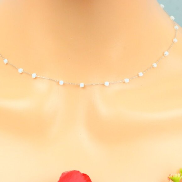 Delicate & Contemporary Necklace Chain, A Lovely Choice for Women, EVCH1435 - Picture 4 of 10